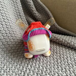 2000s RARE Idog Robot Dog Speaker With Knit Cap, Scarf and leg warmers WORKING!